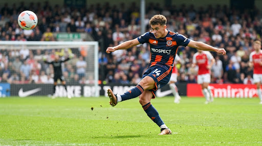 Injury Update: Star Striker Out for 6 Weeks Following Ankle Sprain